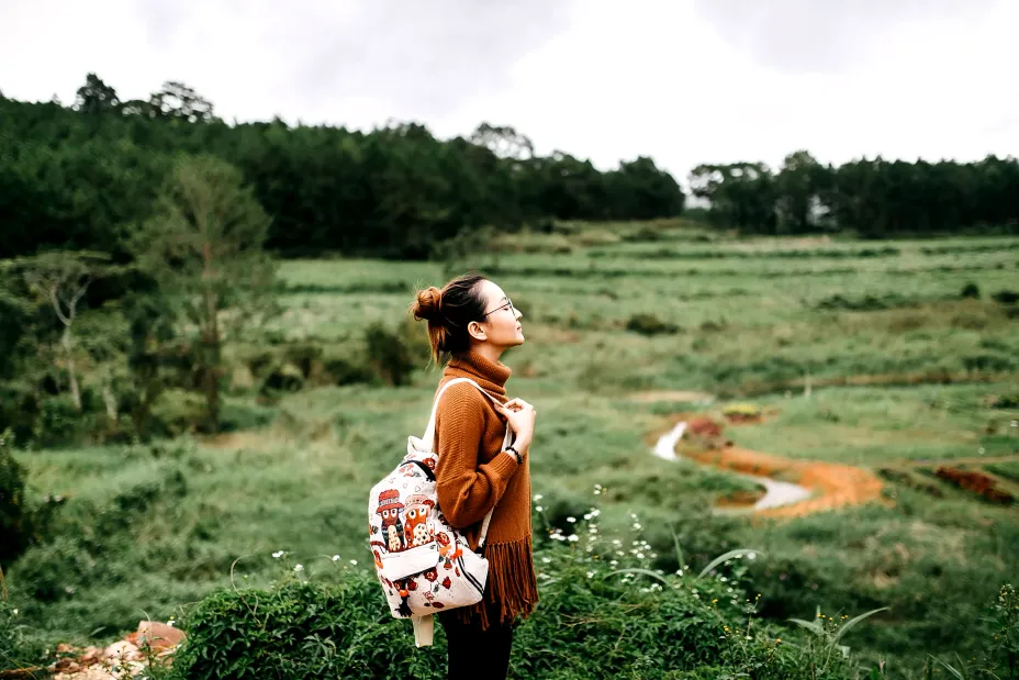 woman traveling alone